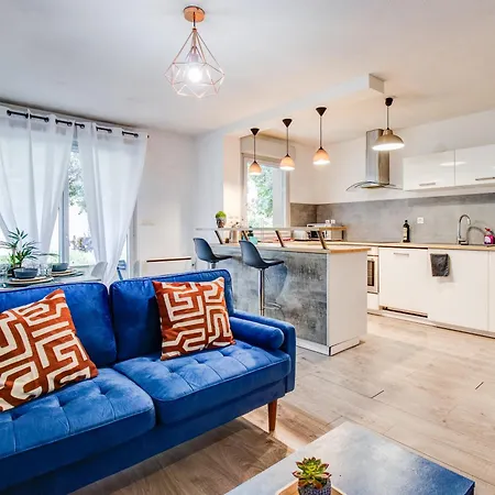 Le Reve Bleu - Joli T3 Lumineux Avec Balcon & Parking Gratuit - Centre Appartement *