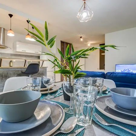 Le Reve Bleu - Joli T3 Lumineux Avec Balcon & Parking Gratuit - Centre